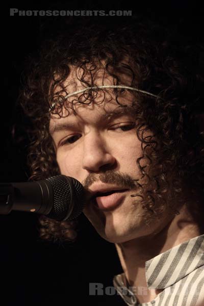 DARWIN DEEZ - 2013-02-18 - PARIS - La Maroquinerie - Darwin Merwan Smith